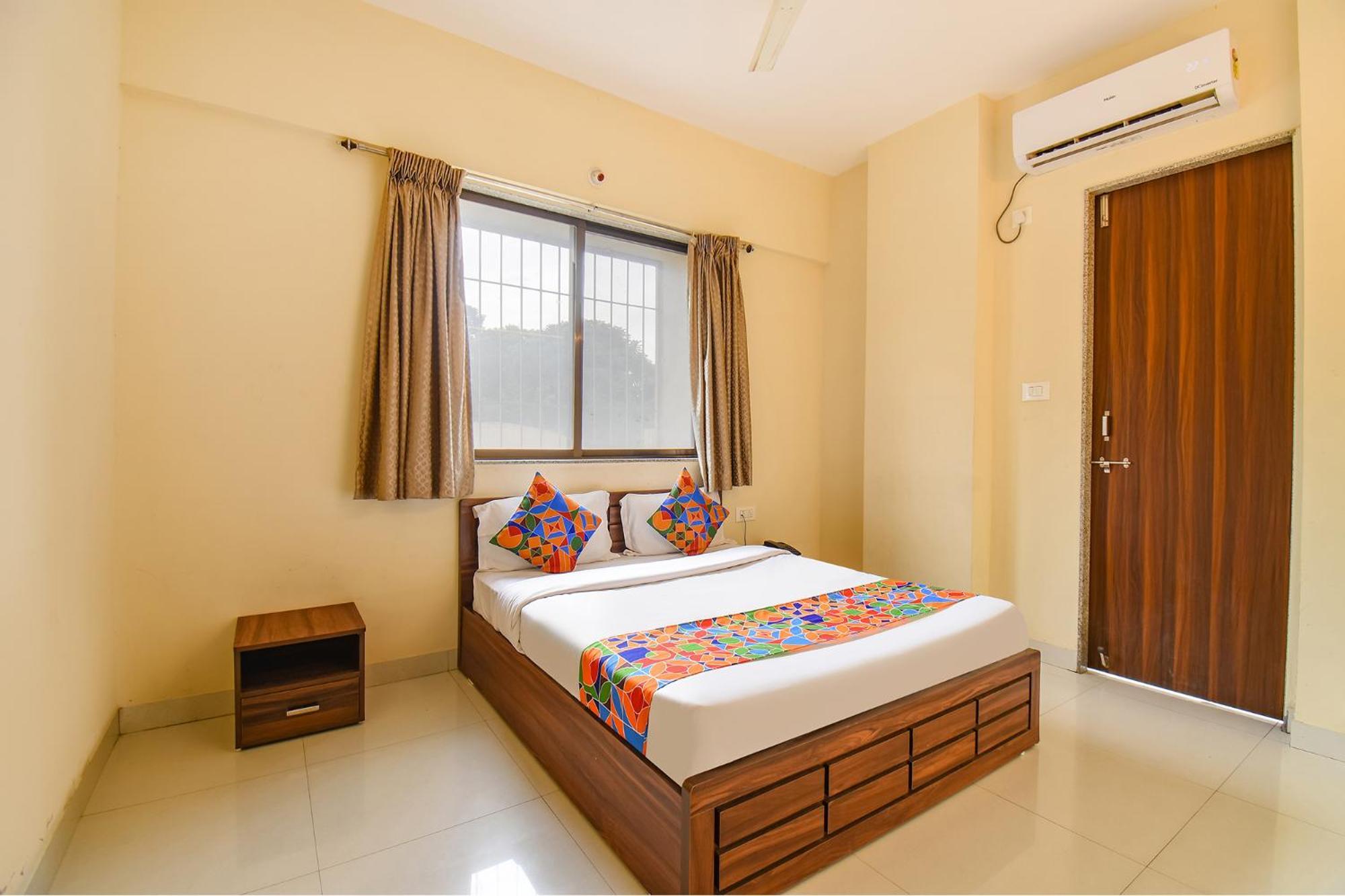 Fabhotel Mountain High - Nr Lifeline Hospital Hotel 3*